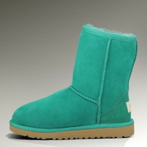 Short Teal Color Uggs!